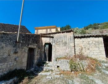 Villa in via Fiumara