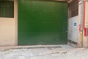 Centro citta':magazzino di 518 mq in via sampolo