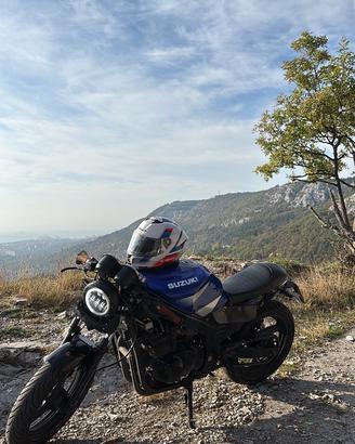 Suzuki gs e 500 custom