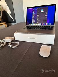 MacBook Air M1 (2020) 8GB RAM + Magic Mouse Apple
