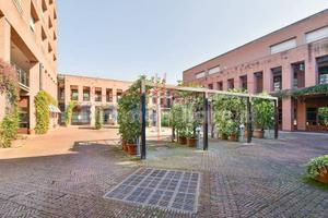 Box / Garage di 14 m² a Seregno