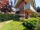 appartamento-su-due-livelli-con-giardino-taverna-e