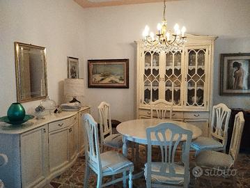Tinello in stile inglese
