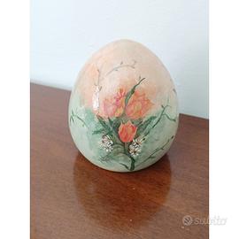 Ovetto in ceramica fatto a mano a decoupage 