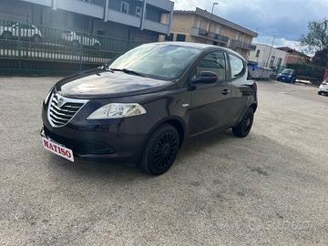 Lancia Ypsilon 1.2 69 CV 5 porte GPL Ecochic Silve