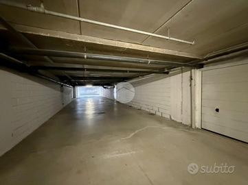 MAGAZZINO A ROMANO DI LOMBARDIA