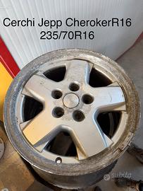 2 Cerchi Cherokee R16