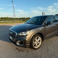 Audi Q2 S line