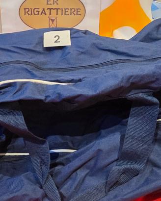 ER-STOCK-186 # BORSONE DA SPORT BLU STRISCIA BIANC