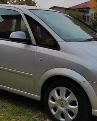Opel Meriva 1.3 diesel anche neopatentati 