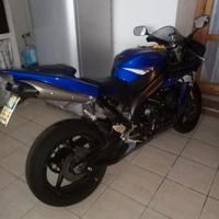 Yamaha YZF R1 - 2004