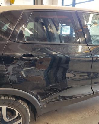 Porta posteriore dx RENAULT CAPTUR del 2017