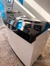 Bancone in plexiglass