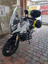 CF Moto 650 MT