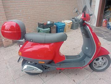 Vespa  50 special