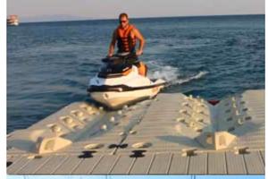 pedana galleggiante moto d’acqua