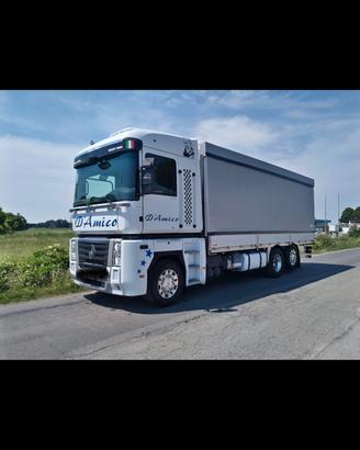 Renault Magnum