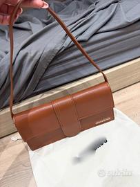 Borsa nuovissima con sacca