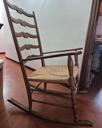 seggiola  a dondolo  vintage 