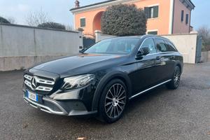 Mercedes all terrain 9 marce 2017