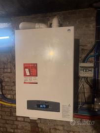 Caldaia a condensazione Ariston ONE 34 kW