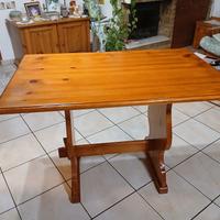 tavolo in legno restaurato 