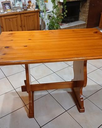 tavolo in legno restaurato 