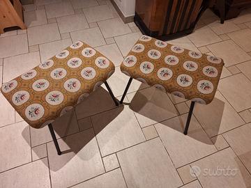 Coppia sgabelli imbottiti