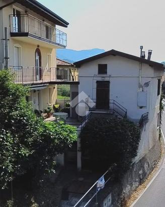 CASA SEMINDIPENDENTE A GANDOSSO