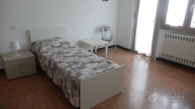 3 camere a 150 m dal Campus