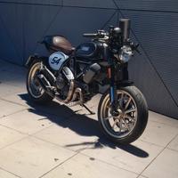 Ducati Scrambler 800 Cafè Racer