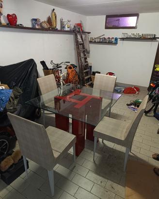 tavolo in vetro di design