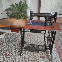 Macchina da cucire Singer 31M32 anni 1940