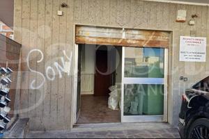 Negozio Anzio [Cod. rif TRIPOLIACG]