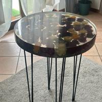 Tavolino artigianale in resina epossidica