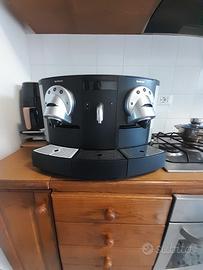 macchina  per il caffè  professionale  nespresso 