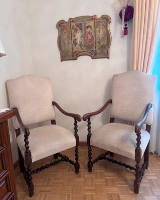 Poltrone in legno e tessuto