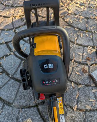 motosega mcculloch CS390