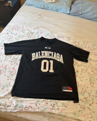 Maglietta Jersey balenciaga “01”