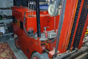 Muletto elettrico Cesab