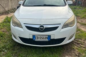 Opel Astra cosmo