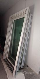 Serramento in PVC triplo vetro con filetti in PVC