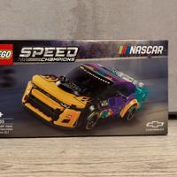 LEGO Speed Champions 76935 – NASCAR Camaro