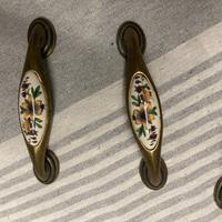 Maniglie in ottone per cucina country