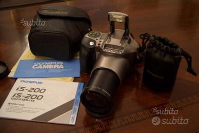Macchina Fotografica Analogica OLYMPUS IS - 200