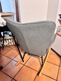 Divano,poltrona,lampadario