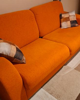 Divano-letto in tessuto di qualità