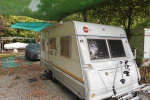ROULOTTE BURSTER 392 TK DEL 2001 ACCESSORIATISSIMA