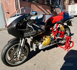 Mh 900 e ducati numero 0000/2000