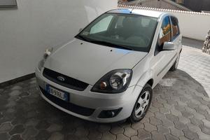Ford Fiesta 1.4 solo 48.000 km Anno 2006